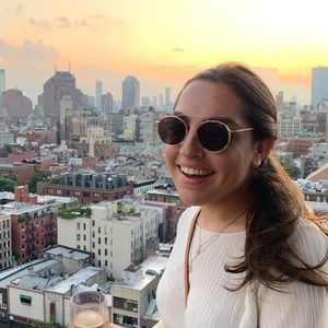 Meet your Posher, Sharon